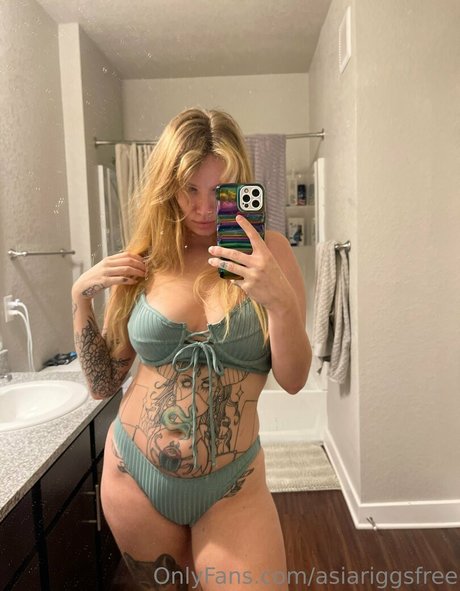 Photo nue de fuite OnlyFans de Asiariggsfree