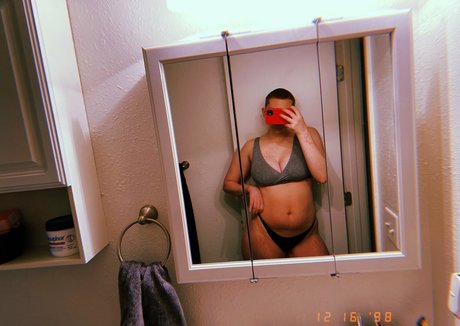 Photo nue de fuite OnlyFans de Sexxilexxi23