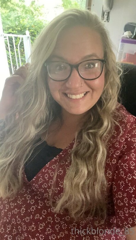 Thickblonde85