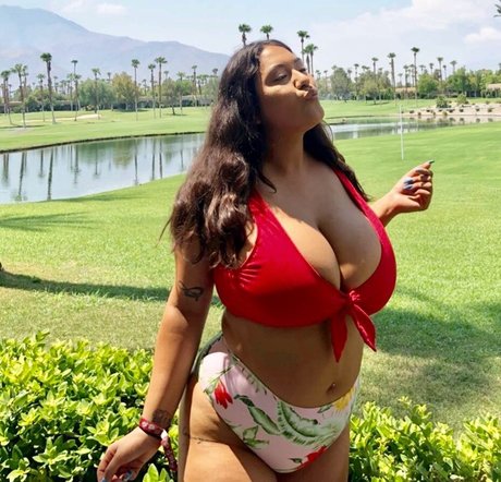 Photo nue de fuite OnlyFans de Realroses