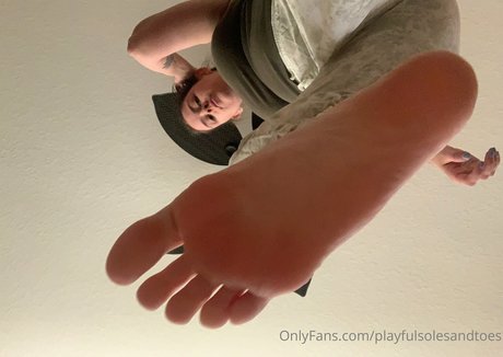 Photo nue de fuite OnlyFans de Playfulsolesandtoes