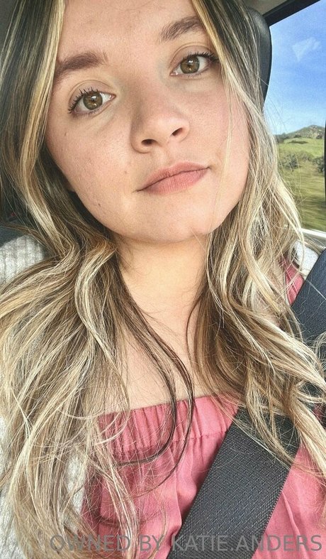 Photo nue de fuite OnlyFans de Katieandrosevip