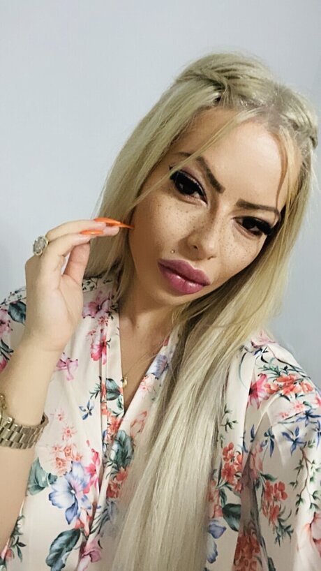 Photo nue de fuite OnlyFans de Karina