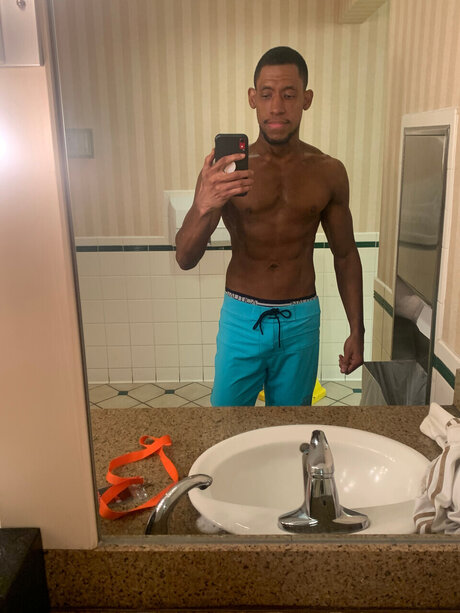 Photo nue de fuite OnlyFans de Manny