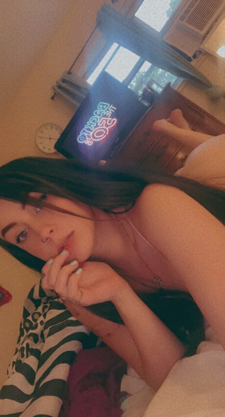 Photo nue de fuite OnlyFans de Autumn  Austin