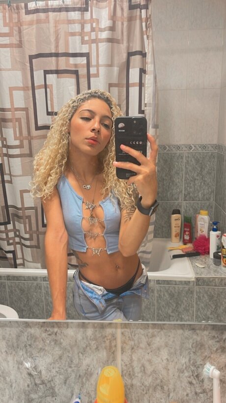 Photo nue de fuite OnlyFans de Andreina