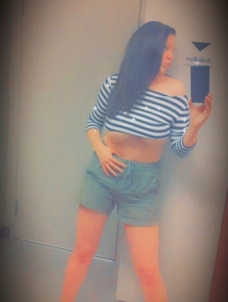 Photo nue de fuite OnlyFans de Sara