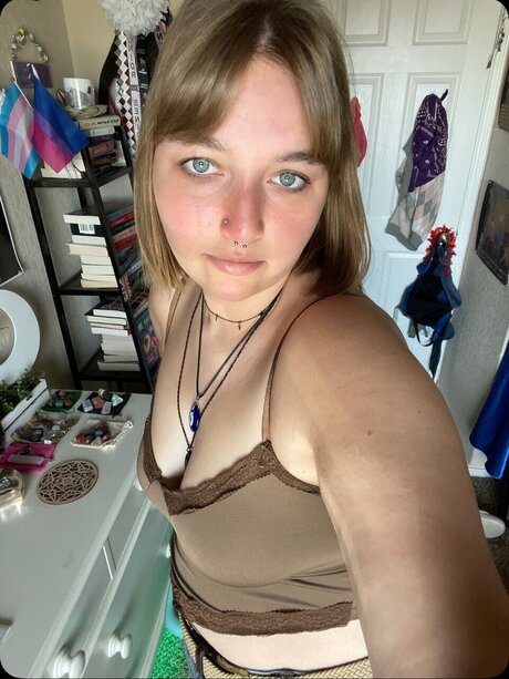 Photo nue de fuite OnlyFans de Tara