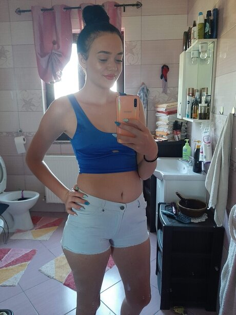 Photo nue de fuite OnlyFans de Alexandra