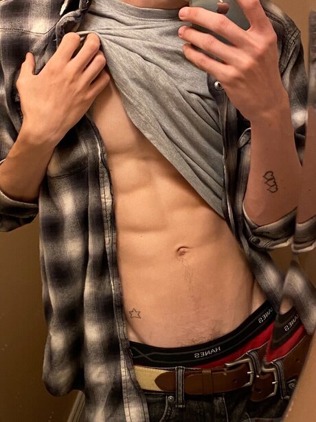 Photo nue de fuite OnlyFans de Travis