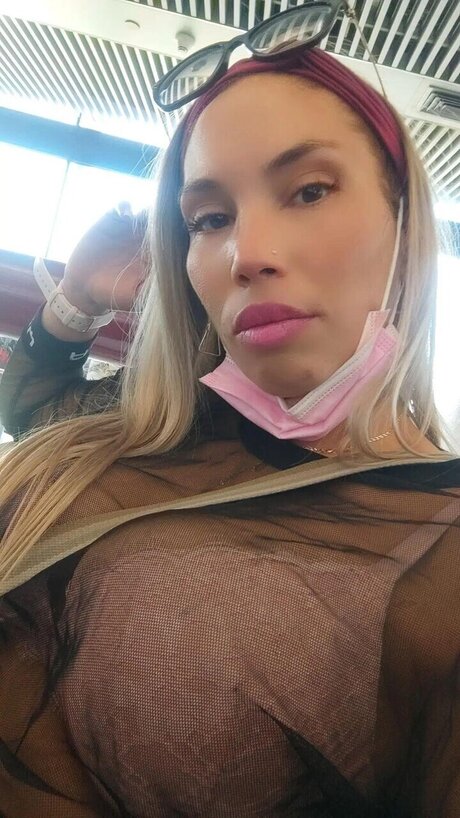 Photo nue de fuite OnlyFans de Zaira Levis