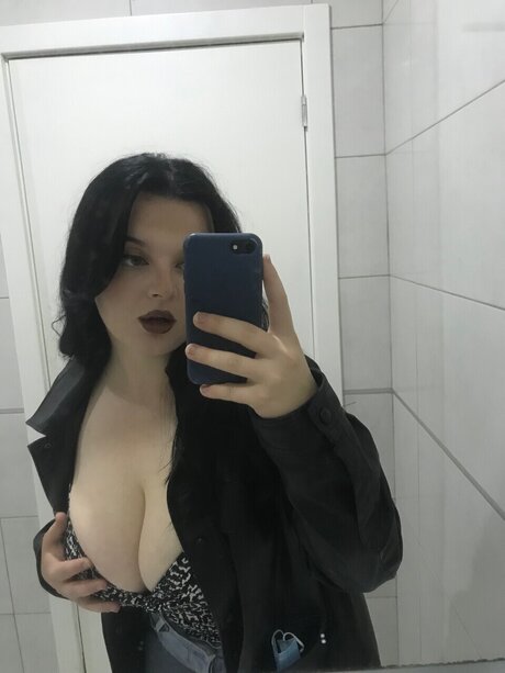 Photo nue de fuite OnlyFans de Katalina