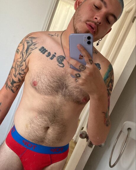Photo nue de fuite OnlyFans de Calamarsh
