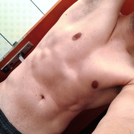Photo nue de fuite OnlyFans de Joey Love