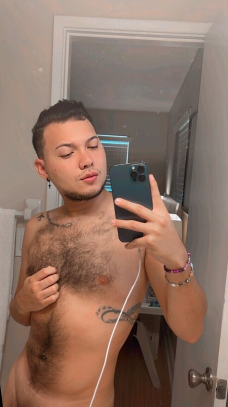 Photo nue de fuite OnlyFans de Daniel Bernal