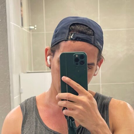 Photo nue de fuite OnlyFans de Lukedusao