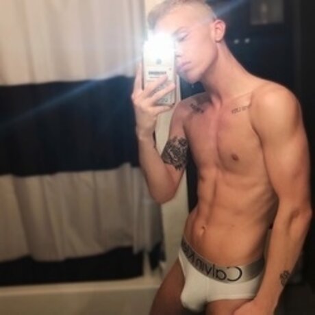 Photo nue de fuite OnlyFans de Zach