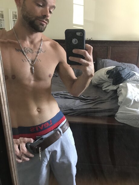 Photo nue de fuite OnlyFans de Louie