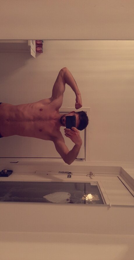 Photo nue de fuite OnlyFans de Marian