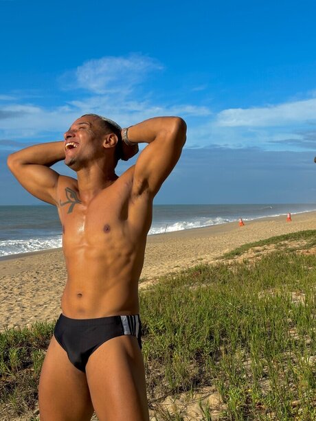 Photo nue de fuite OnlyFans de Thyago Ribeiro