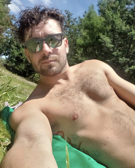 Photo nue de fuite OnlyFans de Xavier Reiss