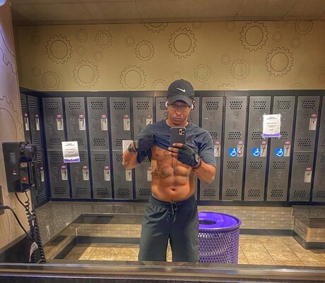 Photo nue de fuite OnlyFans de Devante Smithcowsette