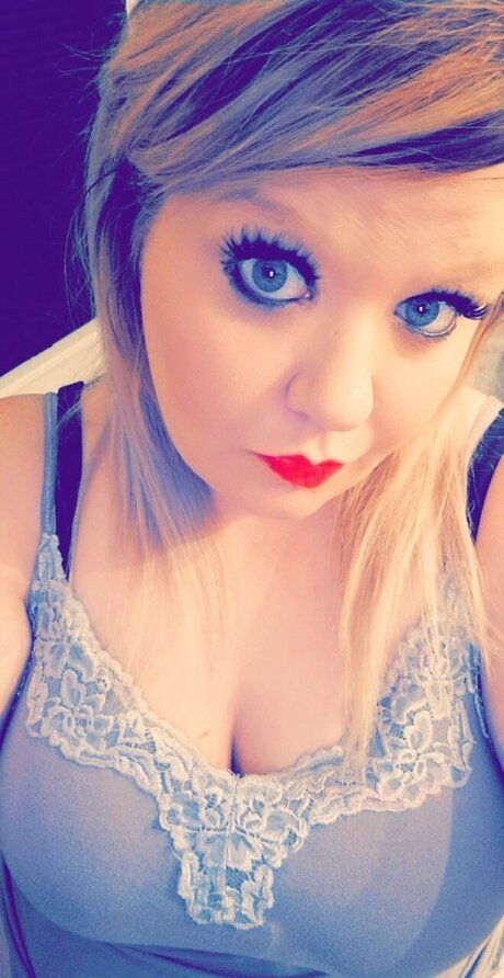 Photo nue de fuite OnlyFans de Elysabeth