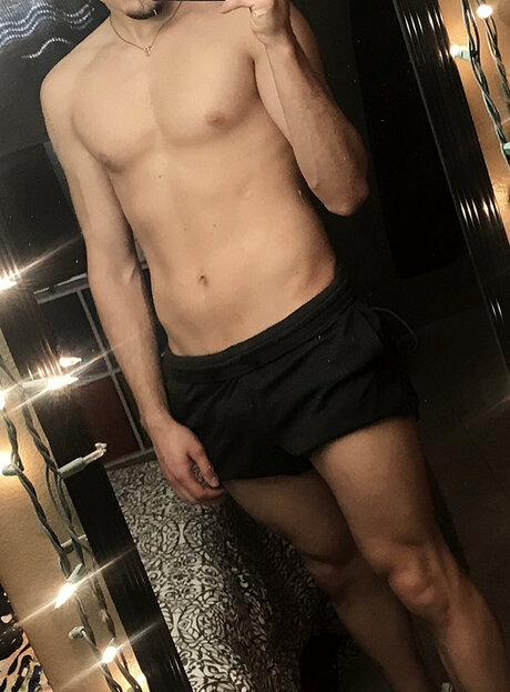 Photo nue de fuite OnlyFans de B