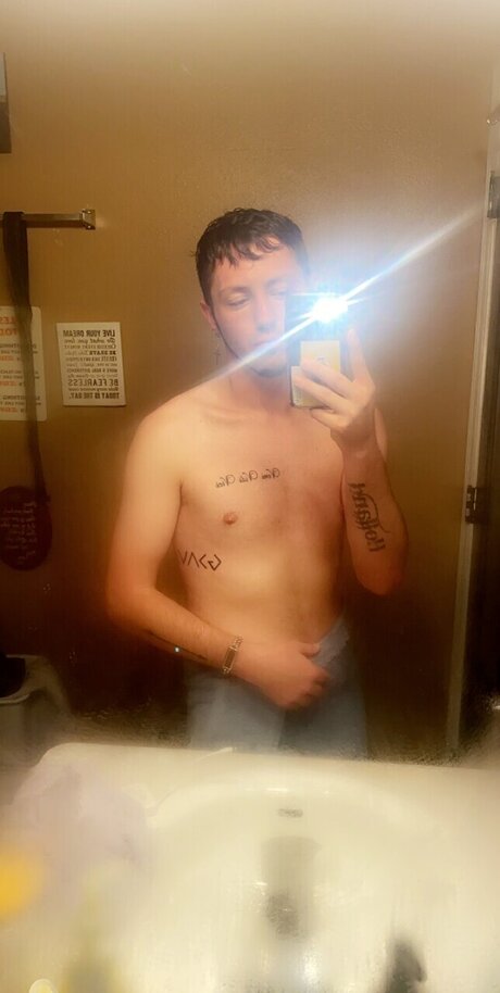 Photo nue de fuite OnlyFans de Dalton