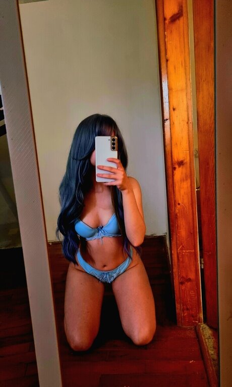 Photo nue de fuite OnlyFans de Xenimi