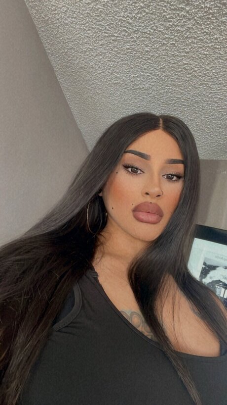 Dollface
