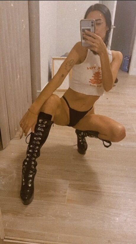 Photo nue de fuite OnlyFans de Cherry