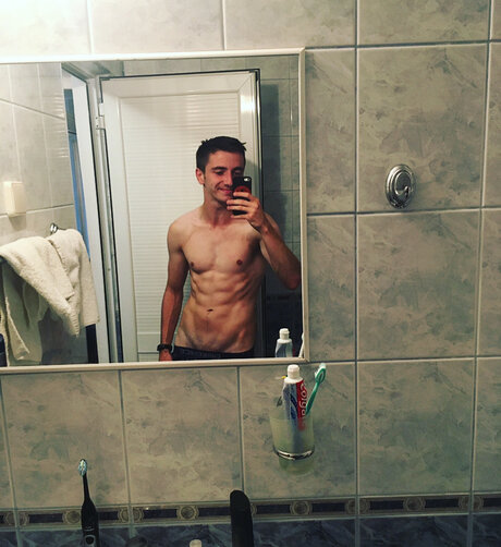 Photo nue de fuite OnlyFans de Tom Dostl