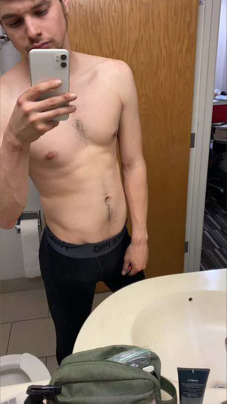 Photo nue de fuite OnlyFans de Dalton