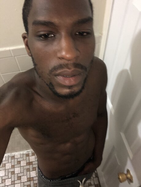 Photo nue de fuite OnlyFans de Bryant Dathan