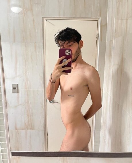 Photo nue de fuite OnlyFans de Derick