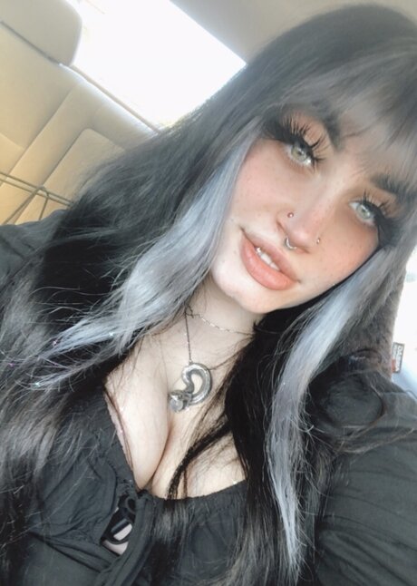 Photo nue de fuite OnlyFans de Bloodandfire