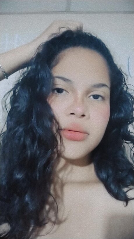 Photo nue de fuite OnlyFans de Luisana Martnez