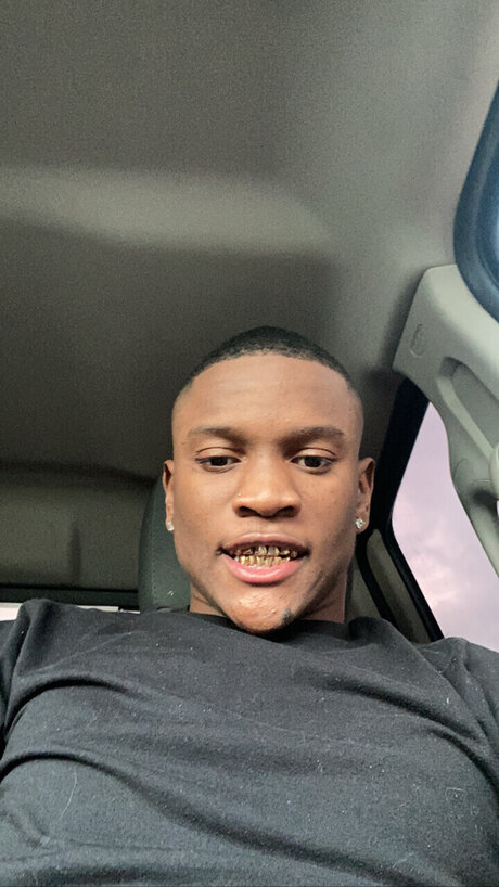 Photo nue de fuite OnlyFans de Moneymakinnz