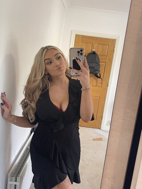 Photo nue de fuite OnlyFans de Charlie