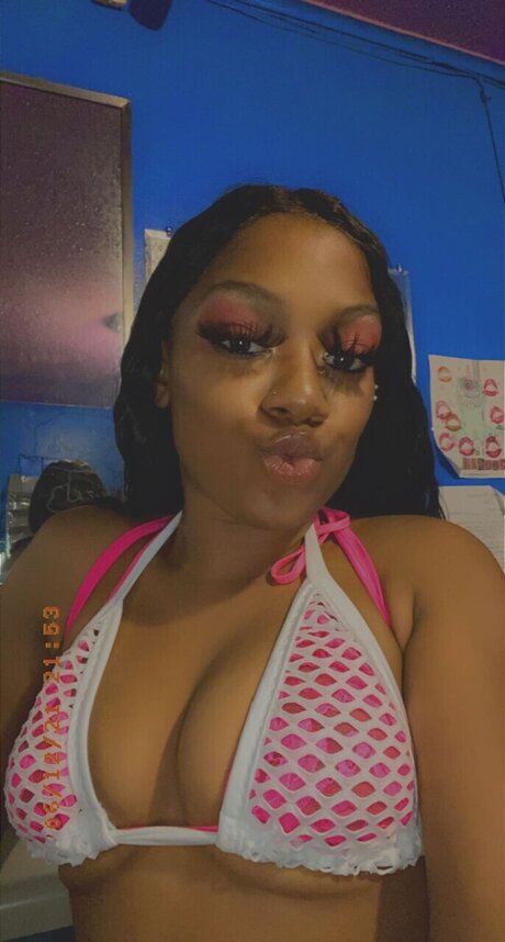 Photo nue de fuite OnlyFans de Moneybagg Hazel 
