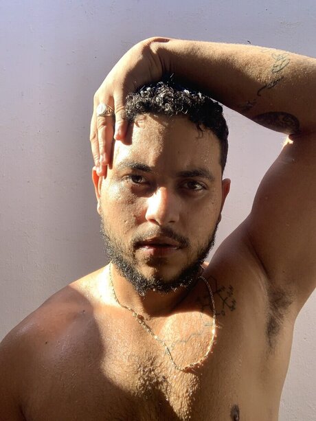 Photo nue de fuite OnlyFans de Dominy Martins