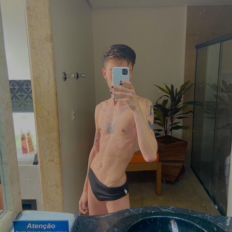 Photo nue de fuite OnlyFans de Vituf