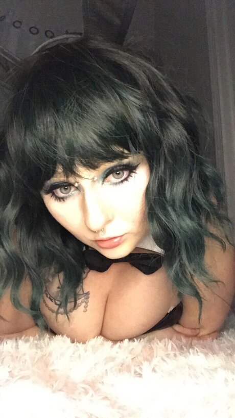 Photo nue de fuite OnlyFans de Badbunny  Vip