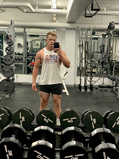 Photo nue de fuite OnlyFans de Mr9incher