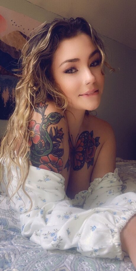 Photo nue de fuite OnlyFans de Alysins97