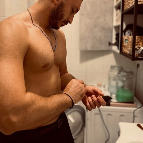 Photo nue de fuite OnlyFans de Nicholas Chergis