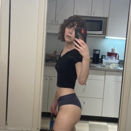 Photo nue de fuite OnlyFans de Violentttangel