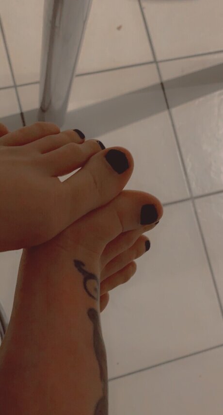 Photo nue de fuite OnlyFans de Footlovers