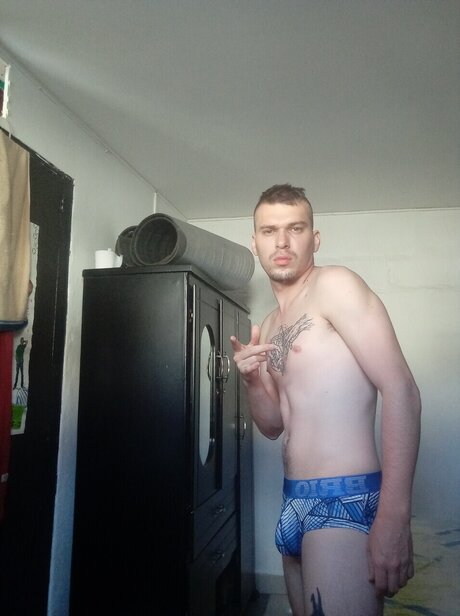 Photo nue de fuite OnlyFans de Alvaro Aza